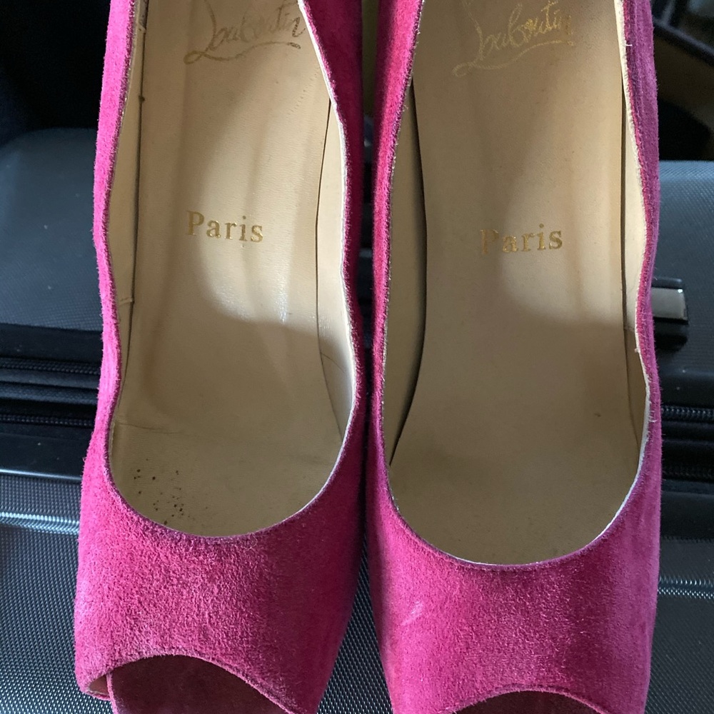 Beautiful suede Christian Louboutin